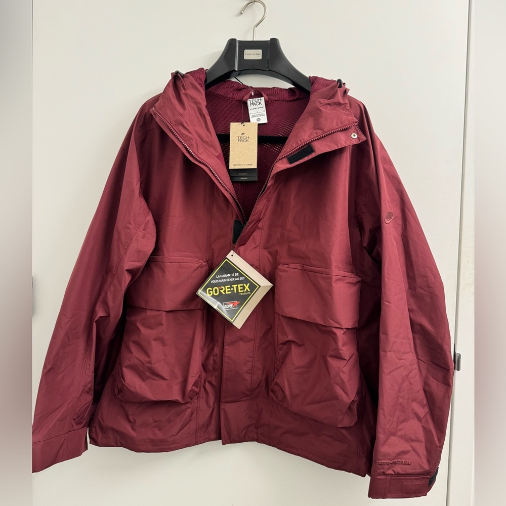 $330 Nike Tech Pack Gore-Tex Storm-Fit ADV RainJacket Red DQ4272-638 Size Large